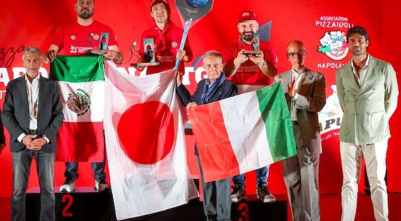 Yoshi Ootusubo è il nuovo Campione del mondo dei pizzaiuoli: il Giappone conquista il Trofeo Caputo 2025